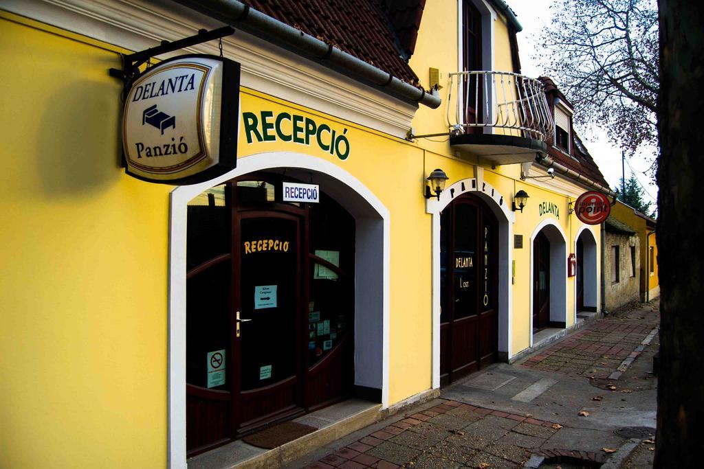 Delanta Panzio Pécs Exterior foto